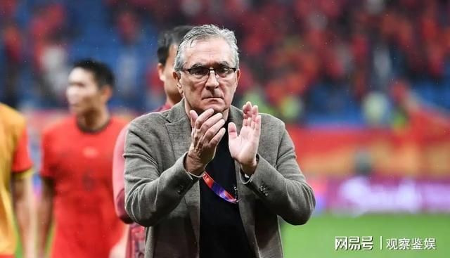 国足被放弃央视宣布不播生死战球票难卖资源全失！(图3)