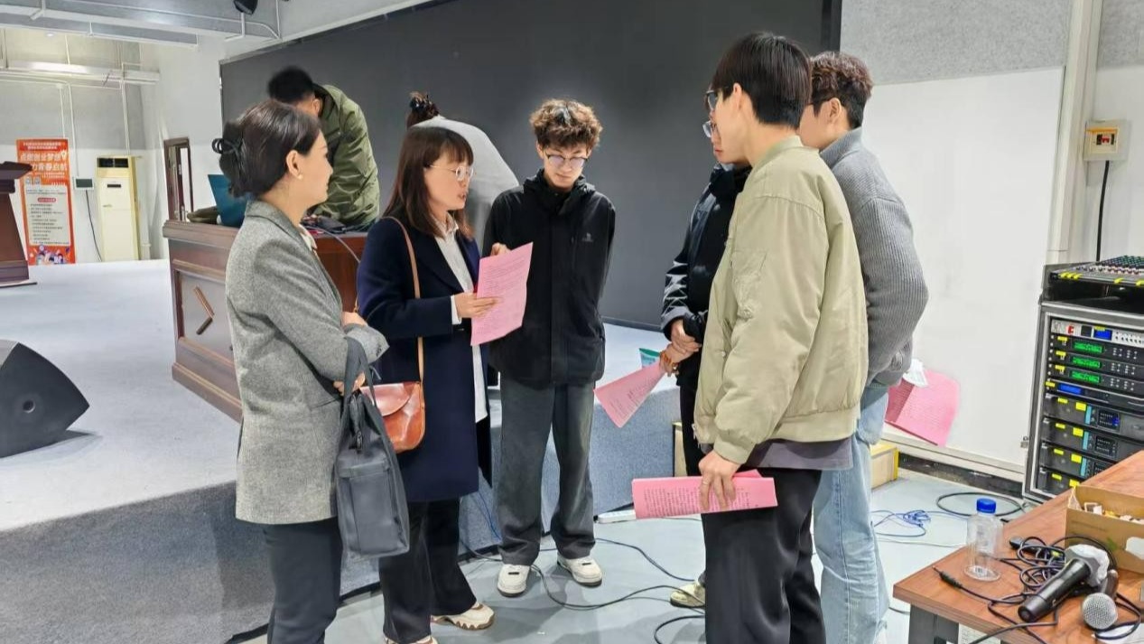 就业服务进校园 保定莲池区搭建家乡企业与