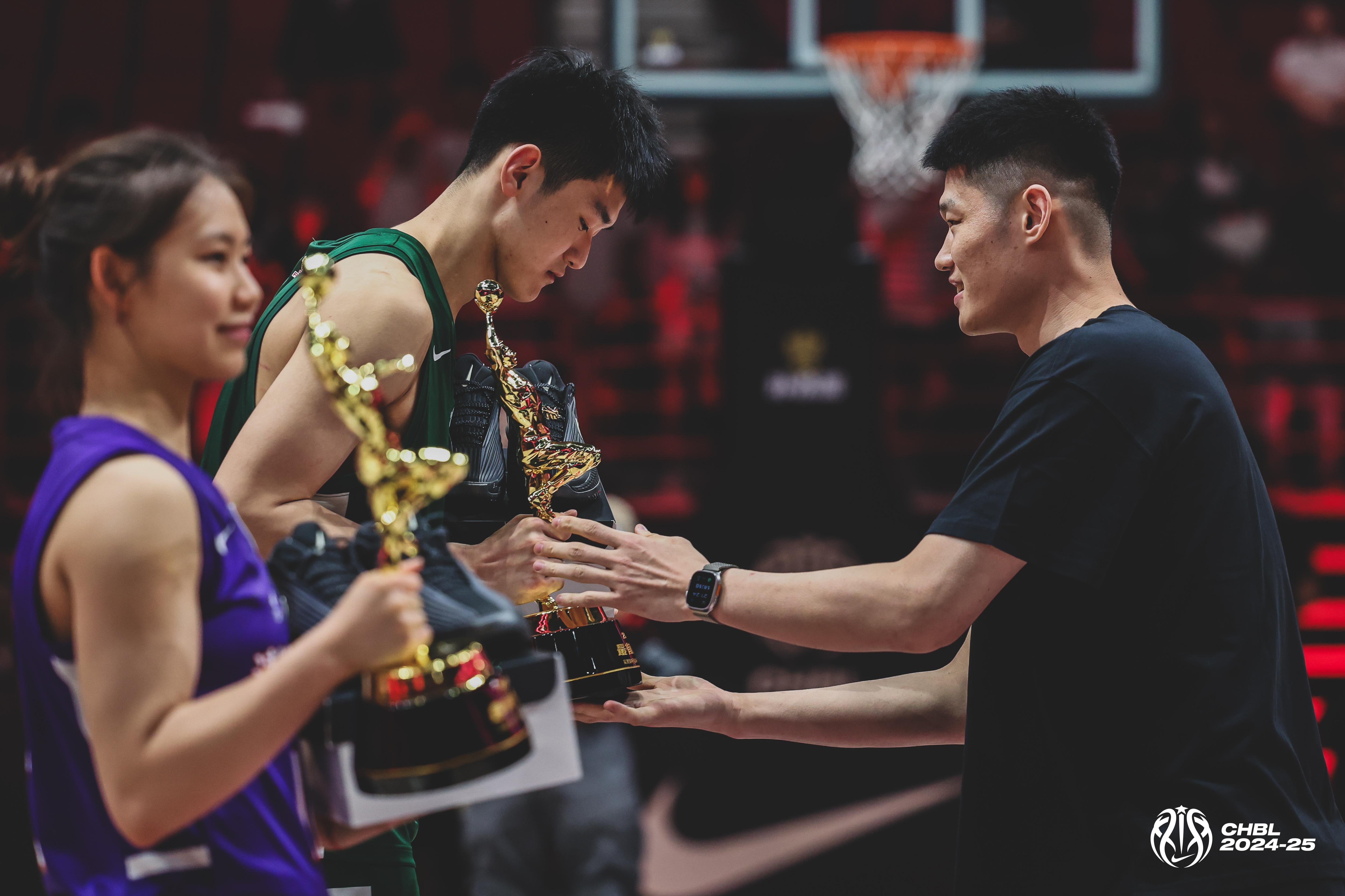 从一场赛事到生态闭环耐克如何布局篮球生意？(图5)
