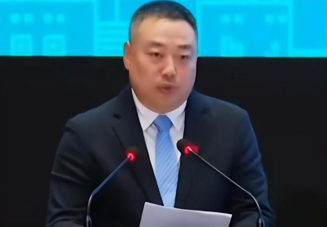 这下让全球看笑话了！不让刘国梁当主席就算了俩候选人都不干净(图6)