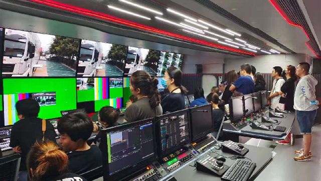 集团人力资源部、技术中心组织开展“4K超高清转播车在线包装设计系统”业务培训(图2)